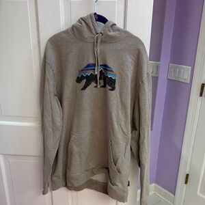Men's Gray Hoodie with Bear Design